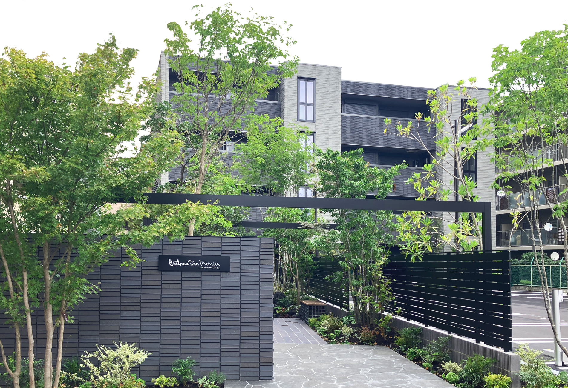 シャトードール プレミアの外観写真